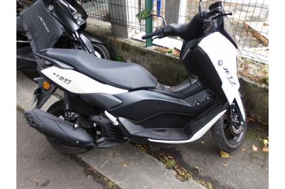 YAMAHA NMAX 125